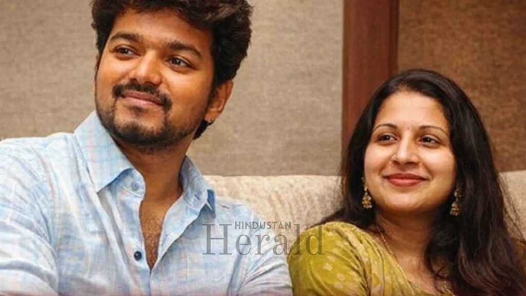 Vijay's Divorce, Trisha,