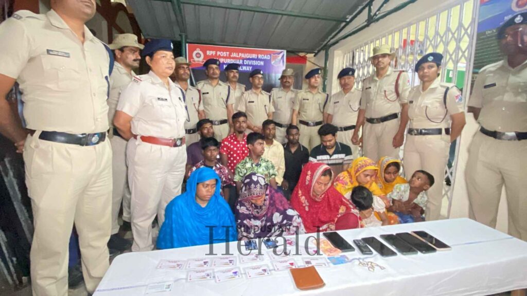 Jalpaiguri, Bangladeshi, Arrest