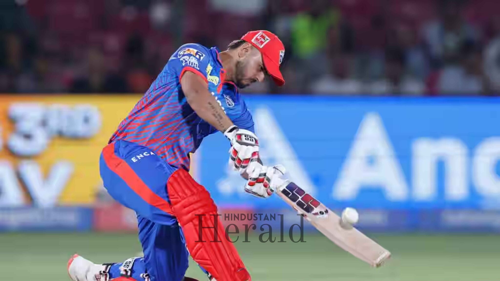 DC vs CSK: Axar wins toss, bats first as both teams chase playoff lifeline at Kotla — image 4