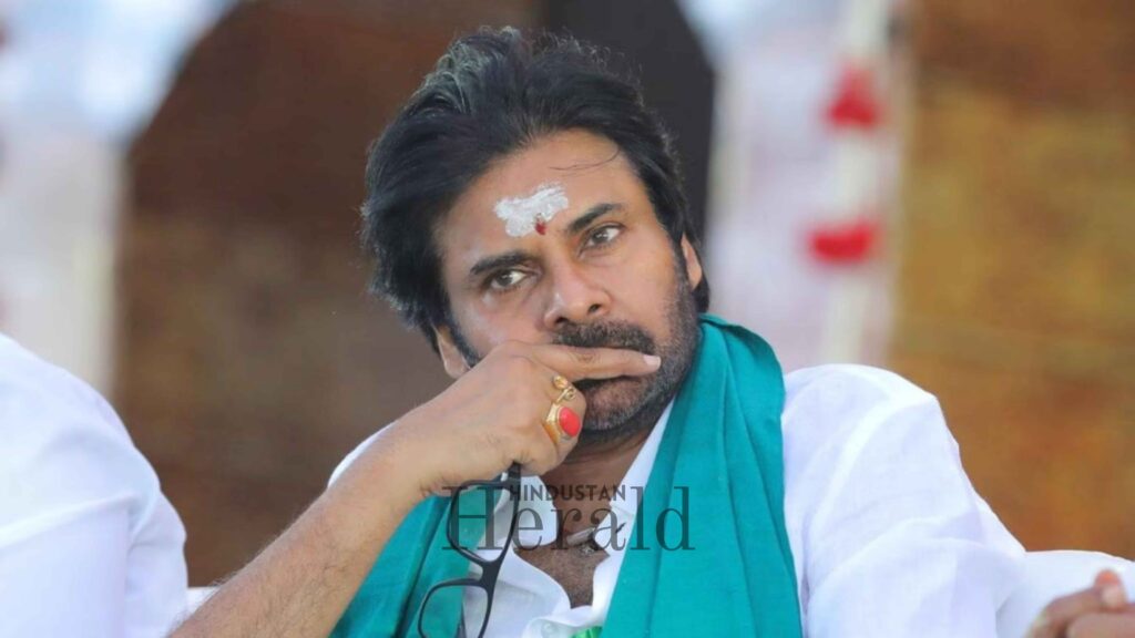chiranjeevi Comparison Pawan Kalyan With Vijay